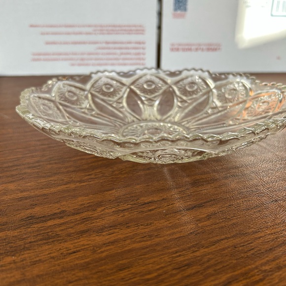 Vintage bowl EAPG Clear Crystal Glass McKee Sawtooth Sunburst Candy Dish - Picture 3 of 5